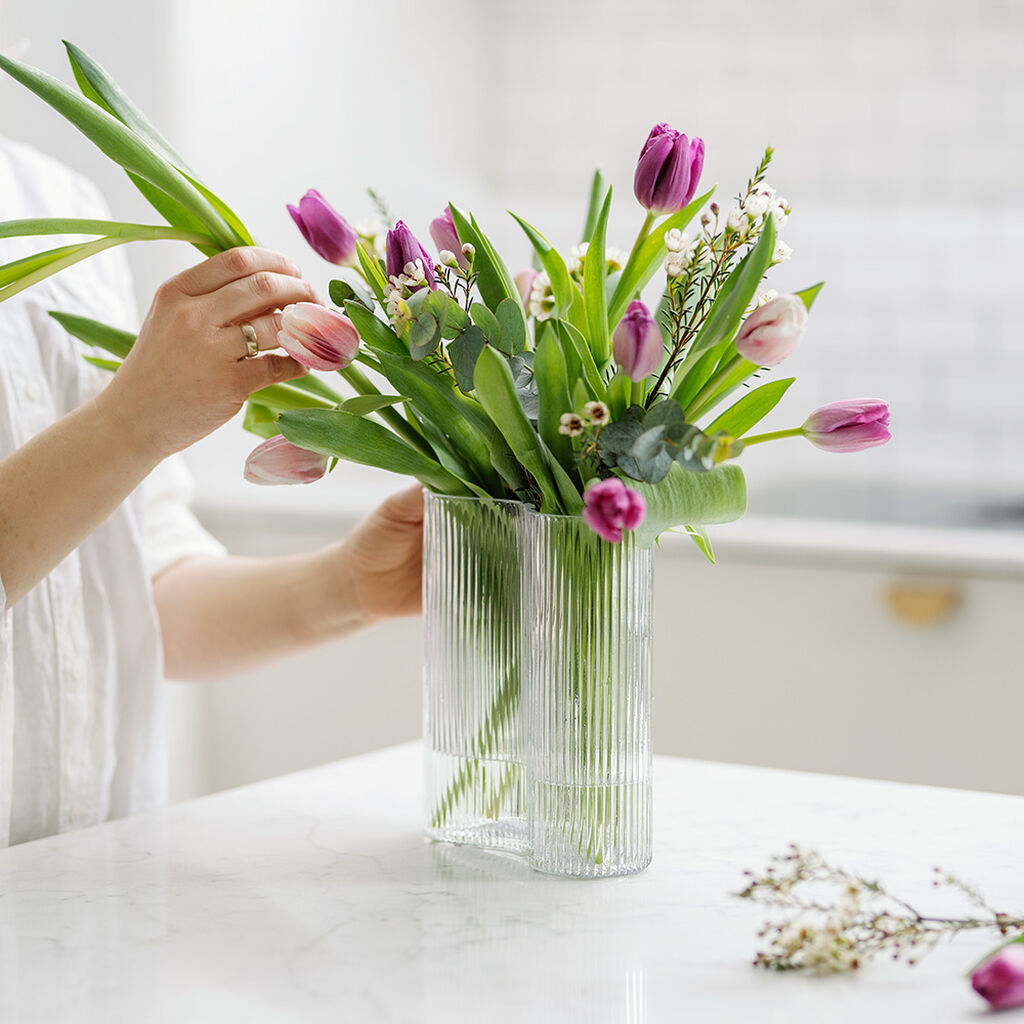 Sett sammen en flott tulipanbukett – trinn for trinn